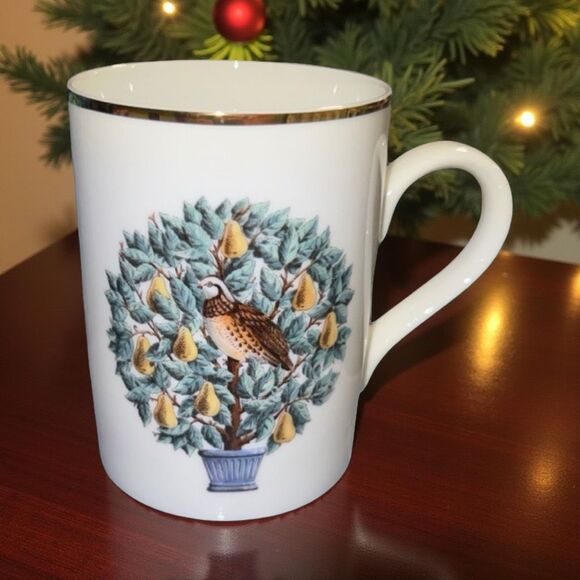 NIB Vintage Avon Twelve Days of Christmas Coffee Mugs & Dessert Plates 14K Rims - Picture 4 of 6